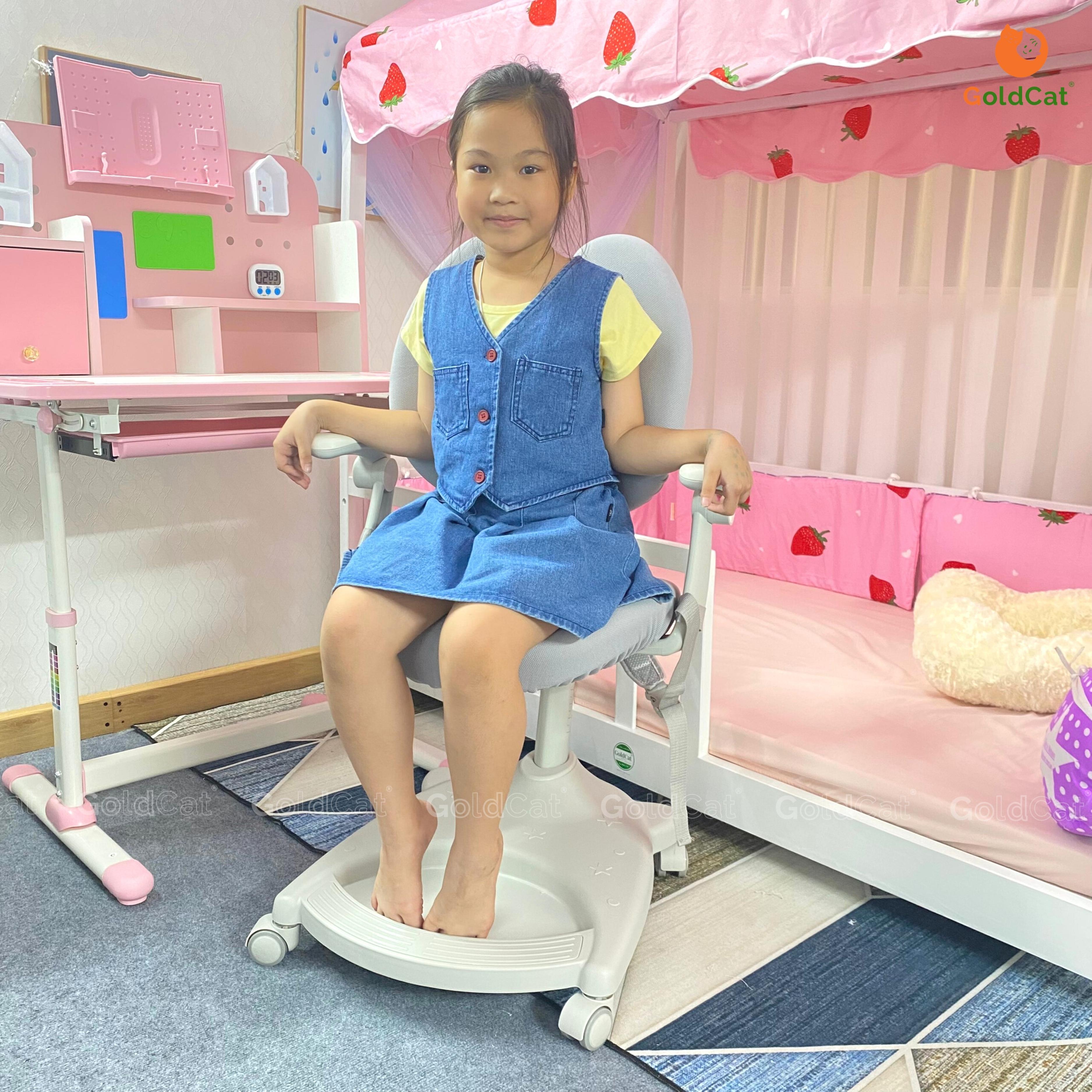 Giá để chân ghế chống gù G02