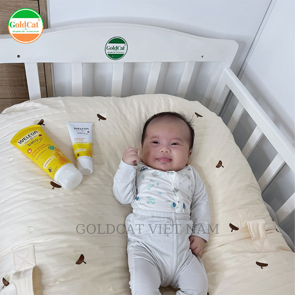 tập cho bé ngủ riêng