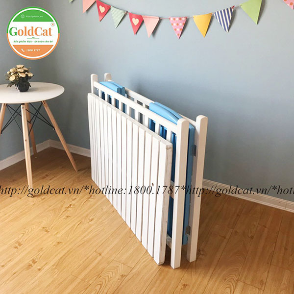 nôi cũi trẻ em gấp gọn