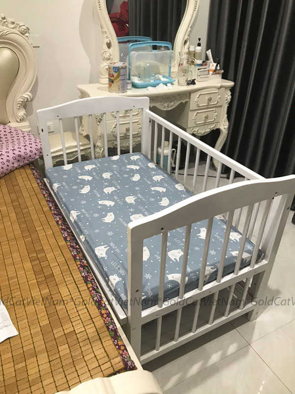 nôi cũi cho bé sơ sinh goldcat